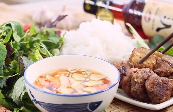 Cách làm bún chả bằng nồi chiên không dầu 1 cach lam bun cha bang noi chien khong dau 1