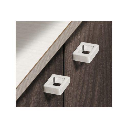 Ảnh thực tế của tay nắm tủ H1320 Hafele 110.34.271