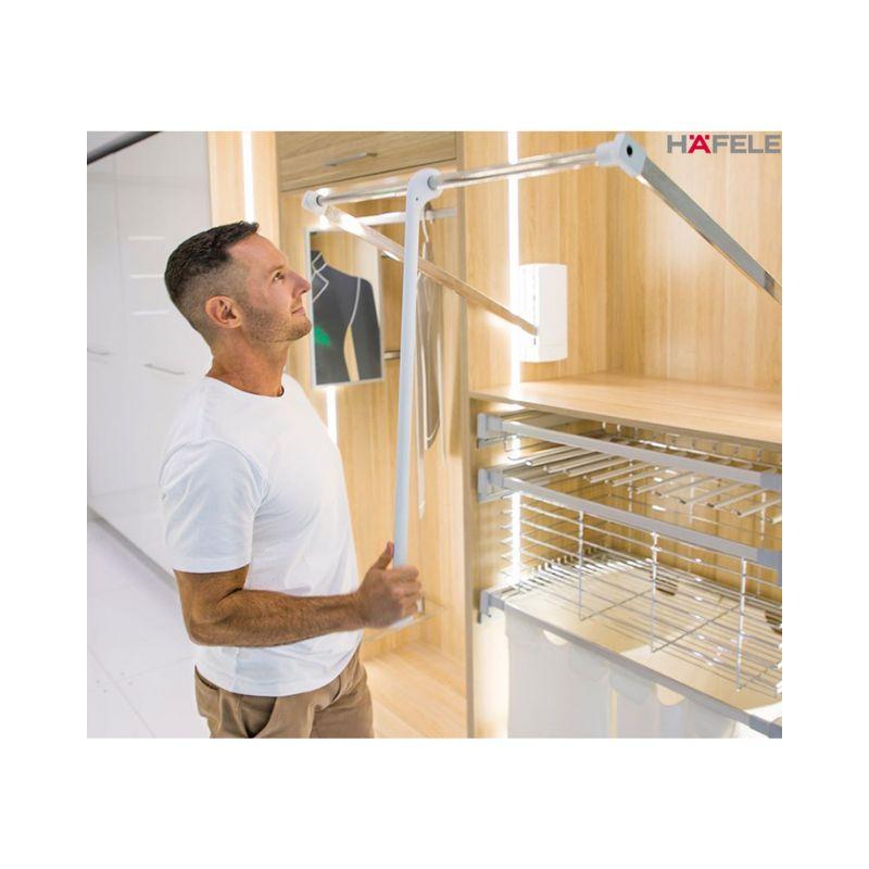 ẢNh thực tế của tay nâng móc áo 830 - 1150 Hafele 805.11.754 ẢNh thực tế của tay nâng móc áo 830 - 1150 Hafele 805.11.754