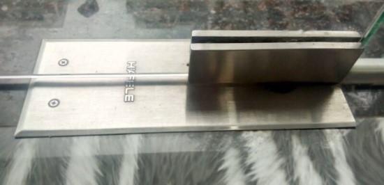 Bản lề thủy lực Hafele