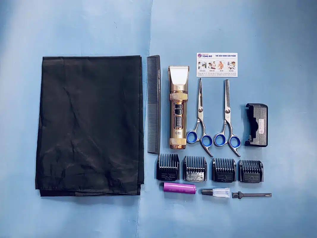 Combo Tông đơ G10 - 01 lưỡi sứ: Tông đơ + kéo cắt + kéo tỉa + áo choàng + lược